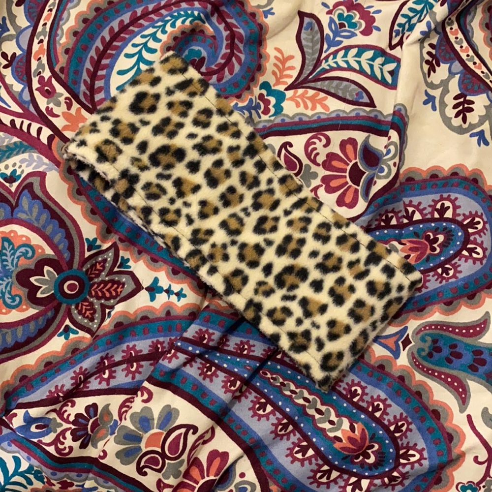 Cheetah print your warmer